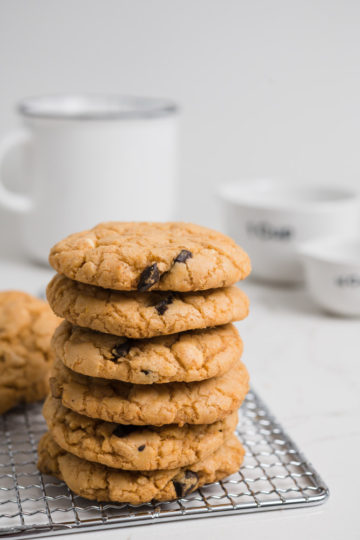 caramel-chocolate-chip-cookies