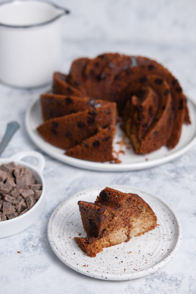 non-dairy-marble-cake-with-chocoalte-chips
